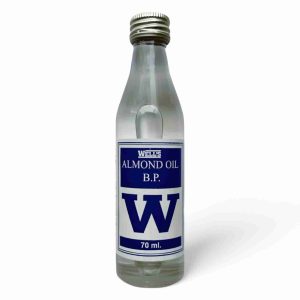 WELLS ALMOND OIL 70 ML